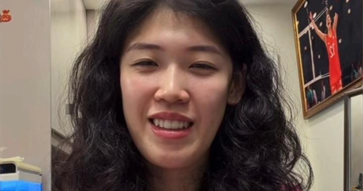 李盈莹直播回应归国养伤！复出时间未定，直言：高压环境下睡不着