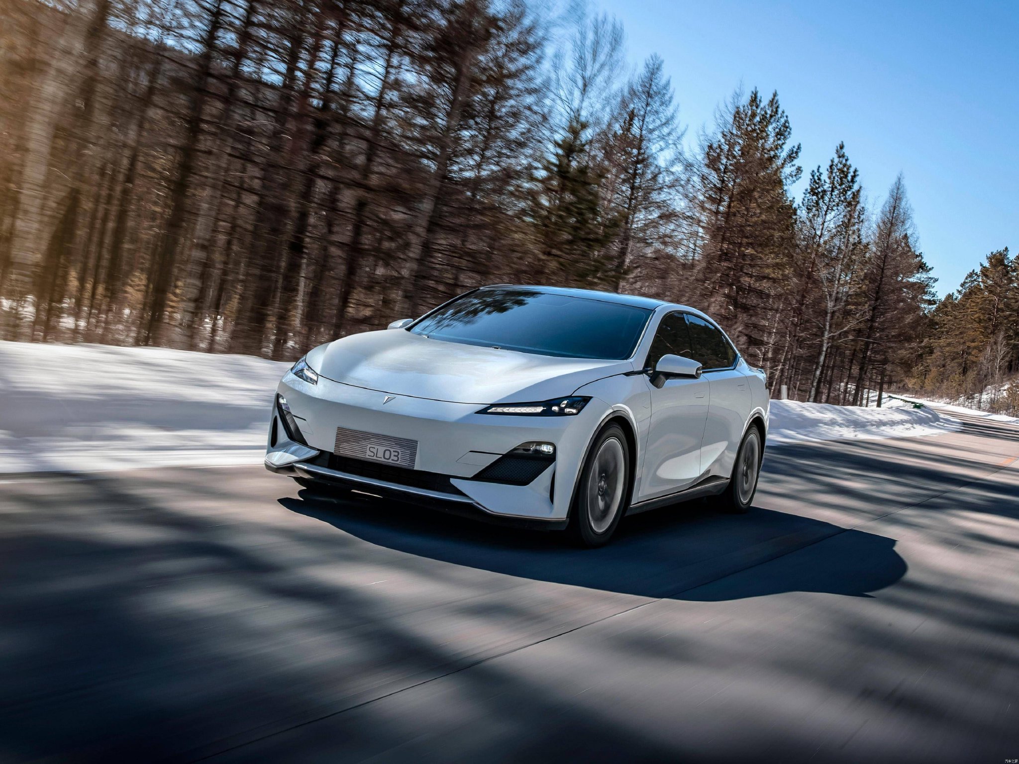 安全性能引人关注，长安深蓝SL03车身强度与C-NCAP评级关系待揭晓