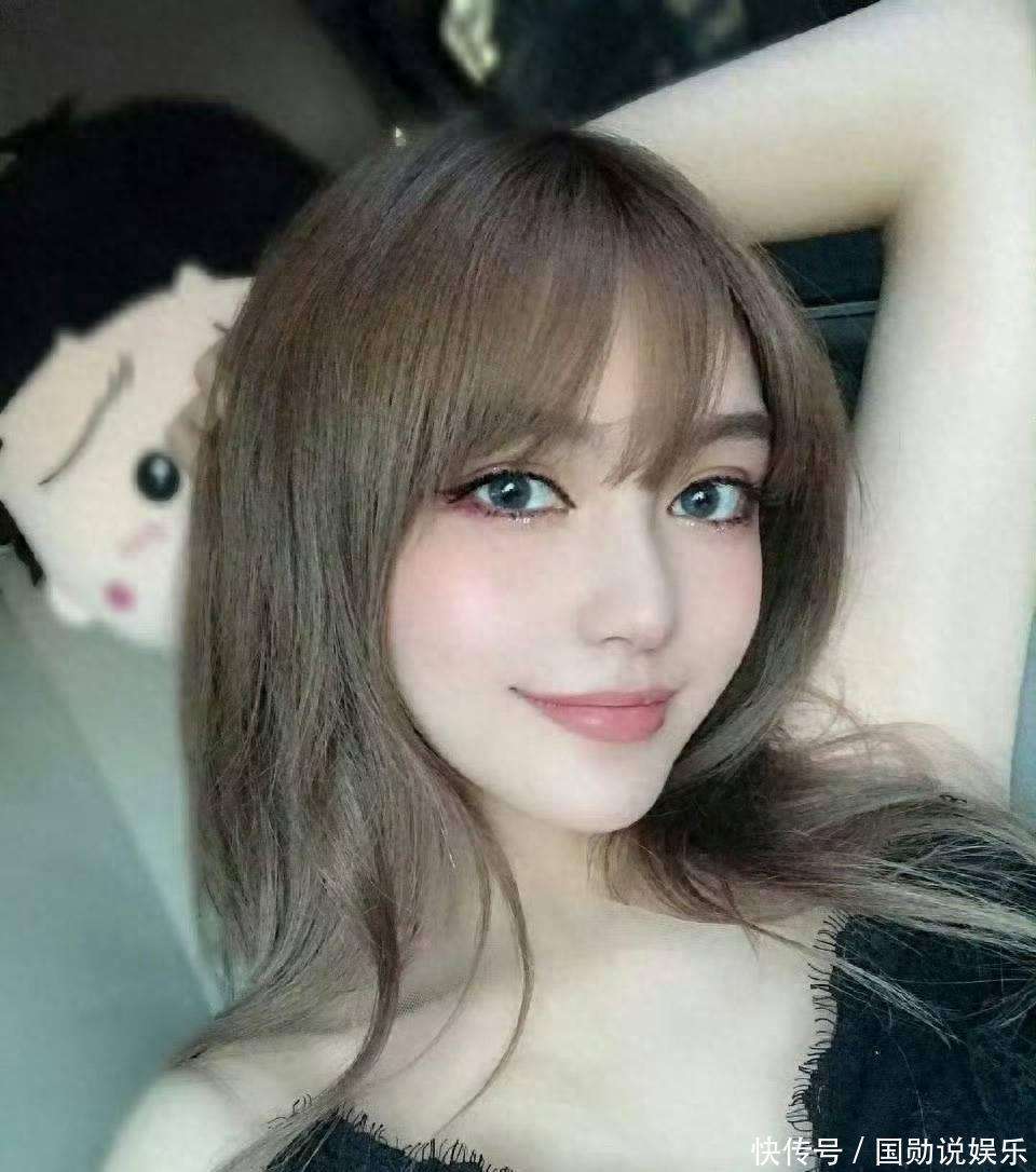 大型凡尔赛现场?周扬青自曝曾因头大自卑