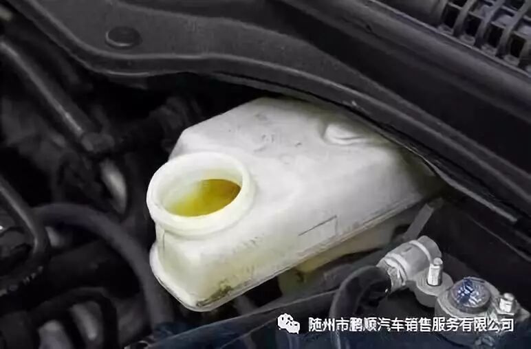 刹车油到了公里数或时间必须更换吗?有故障现象再换可以吗?