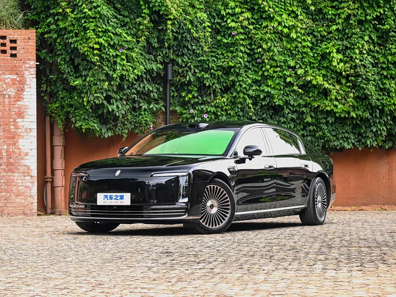 华为问界S800的充电速度如何?