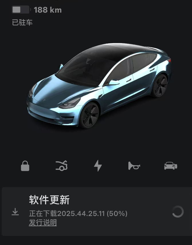 阿童木特斯拉车机OTA后更卡了,倒车影像弹出变慢。