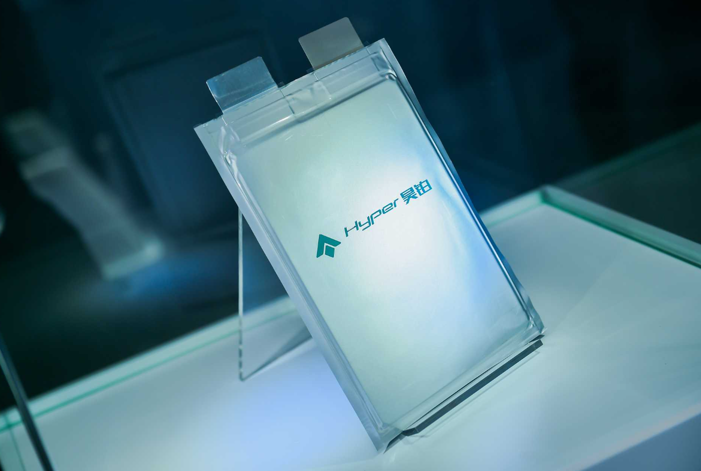 广汽埃安昊铂全固态电池 2026 年上车：400 Wh/kg，续航超 1000km