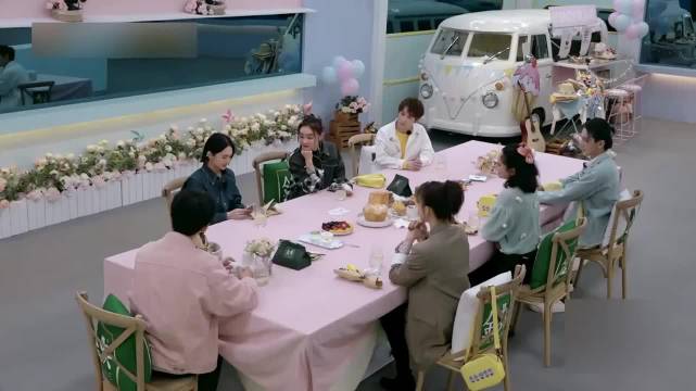 杨丞琳因为陈妍希淘汰而想退赛说到《浪姐2》最大的遗憾