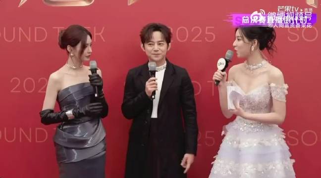 何炅赞沈梦辰紫色舞台造型美到该上热搜