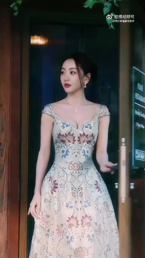 越来越性感的杨蓉，这身材谁能不爱