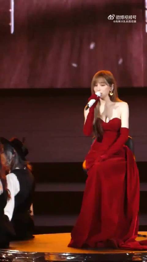 王心凌舞台献唱，确实是实力派歌手