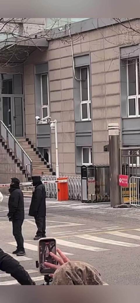 央视马年春晚第二次联排魏晨已上班