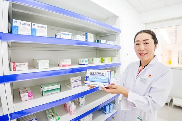 �׶�ҽ�ƴ�ѧ�����Կ�ҽԺǨַ����Ժ��������ҩ��Ʒ�֣�������໼�����󡣵�ΰ��