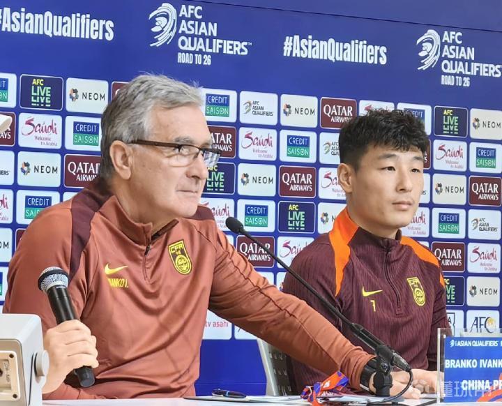 伊万科维奇：我们不会在比赛前就垂头丧气，会带着勇气踢比赛