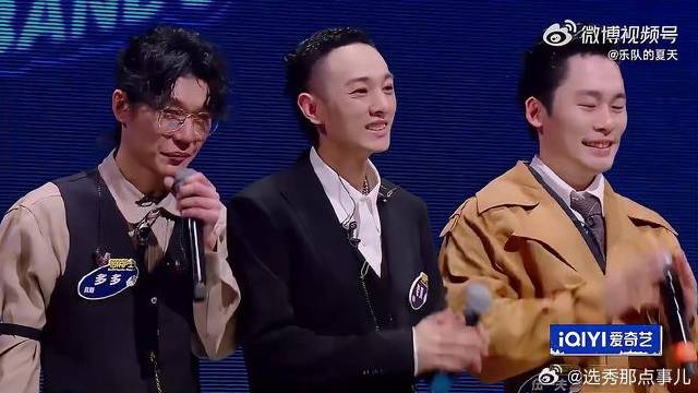 大张伟动感情了 和懂你的人聊再久也不会觉得乏味