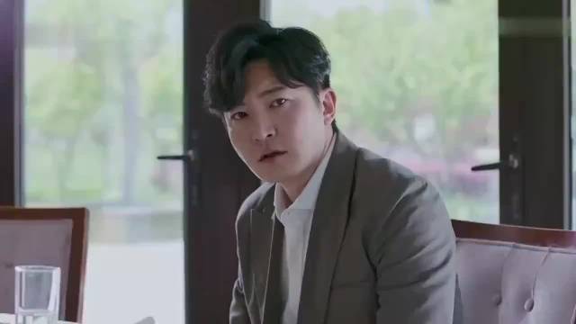 明成得知明玉身世后震惊心疼