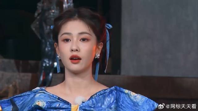 姚译添被网爆成啥了 用衣服给白鹿剧宣，白鹿真无语到了！