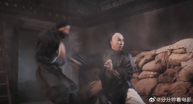 青囊济世藏锋刃流云踏月碎星河甄子丹