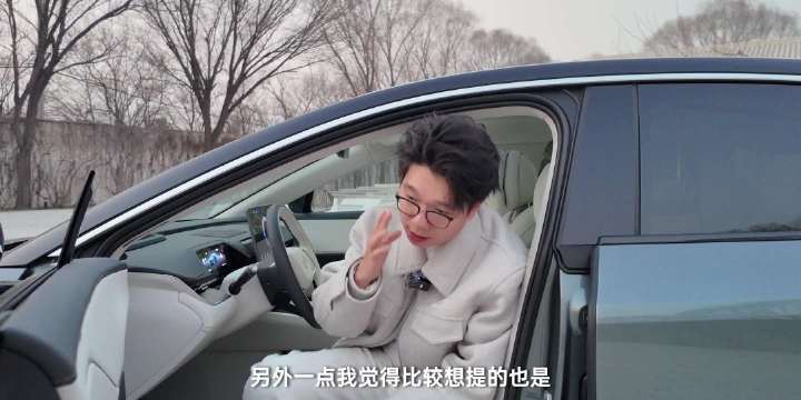 丰田铂智7上市，隐藏式门把手集成物理设计