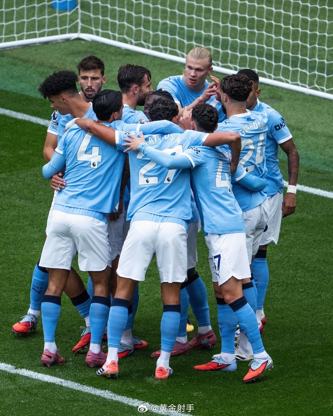 曼城跟队记者答疑迪亚斯伤情、罗德里续约及瓜帅未来