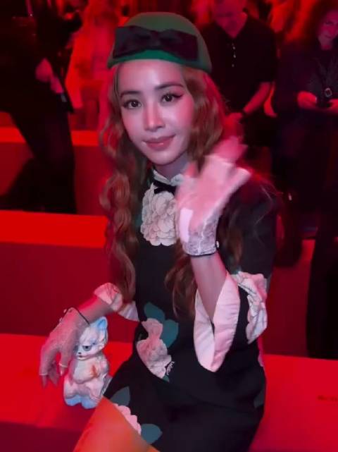 回顾去年蔡依林巴黎时装周造型，好美啊！