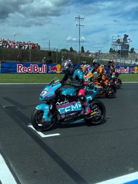 赛车带给你的速度与激情 “速度不仅带来速度 更带来无尽的激情”