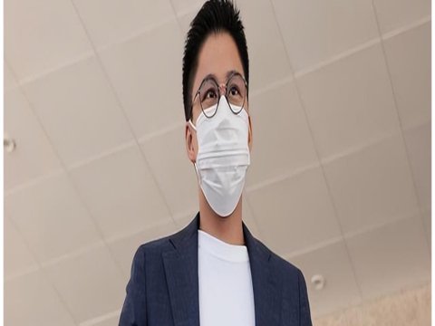 郭晶晶没想到，霍启刚新身份曝光1个月后，仅凭一个举动口碑暴增