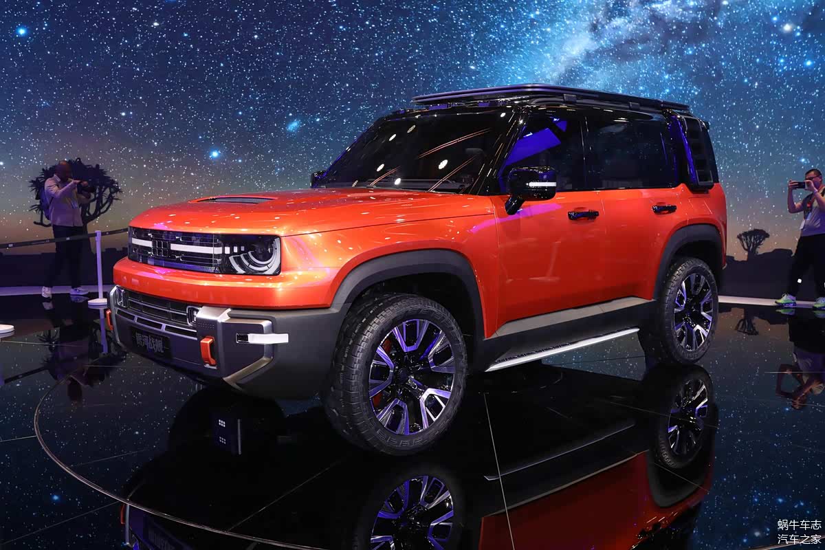 吉利今年6台重磅新车正排队来：极氪8X实车现身，银河M7Q1登场