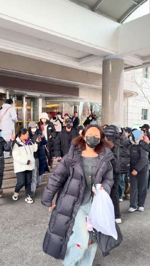 魏牌高山成2026春晚指定用车，连续多月MPV销量冠军