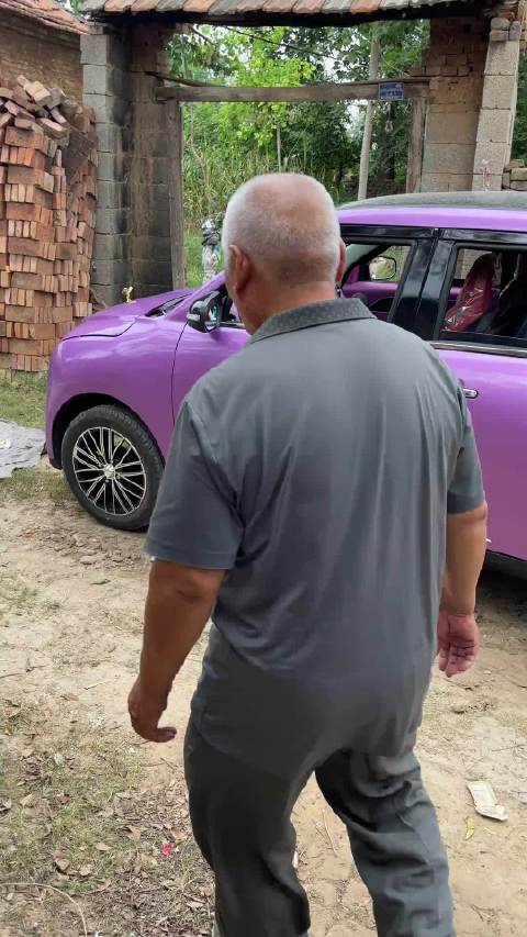 老人2万买宝马5天趴窝4次，实为老头乐