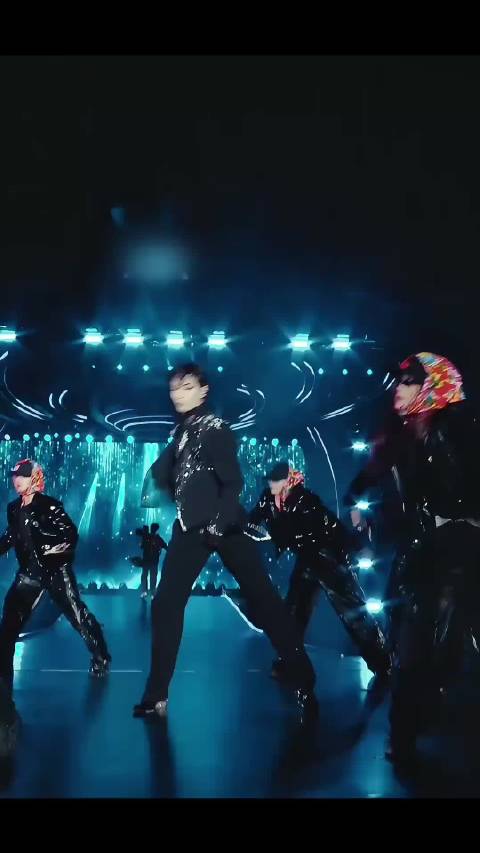 张艺兴改编大花轿获蔡国庆点赞，原唱火风隔空喊话