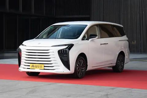 新款星海V9多场景试驾体验：选实用家庭MPV就看TA