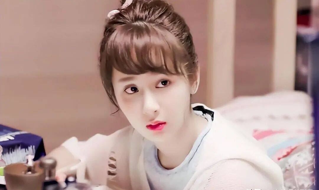 十年后重看欢乐颂 网友叹息：开始理解邱莹莹了