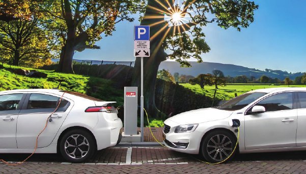 路线之争落幕 多元攻势开启