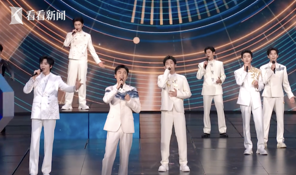 蛇年春晚“上春山”？导演：这次排队 不走位！