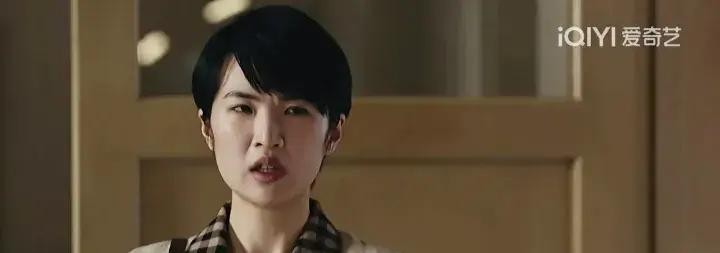 《暗夜与黎明》聂远携女儿进剧组,这位星二代出场就让人眼前一亮