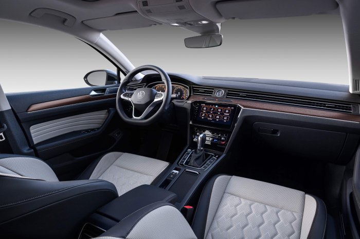 一汽-大众迈腾3000万辆甄选款上市