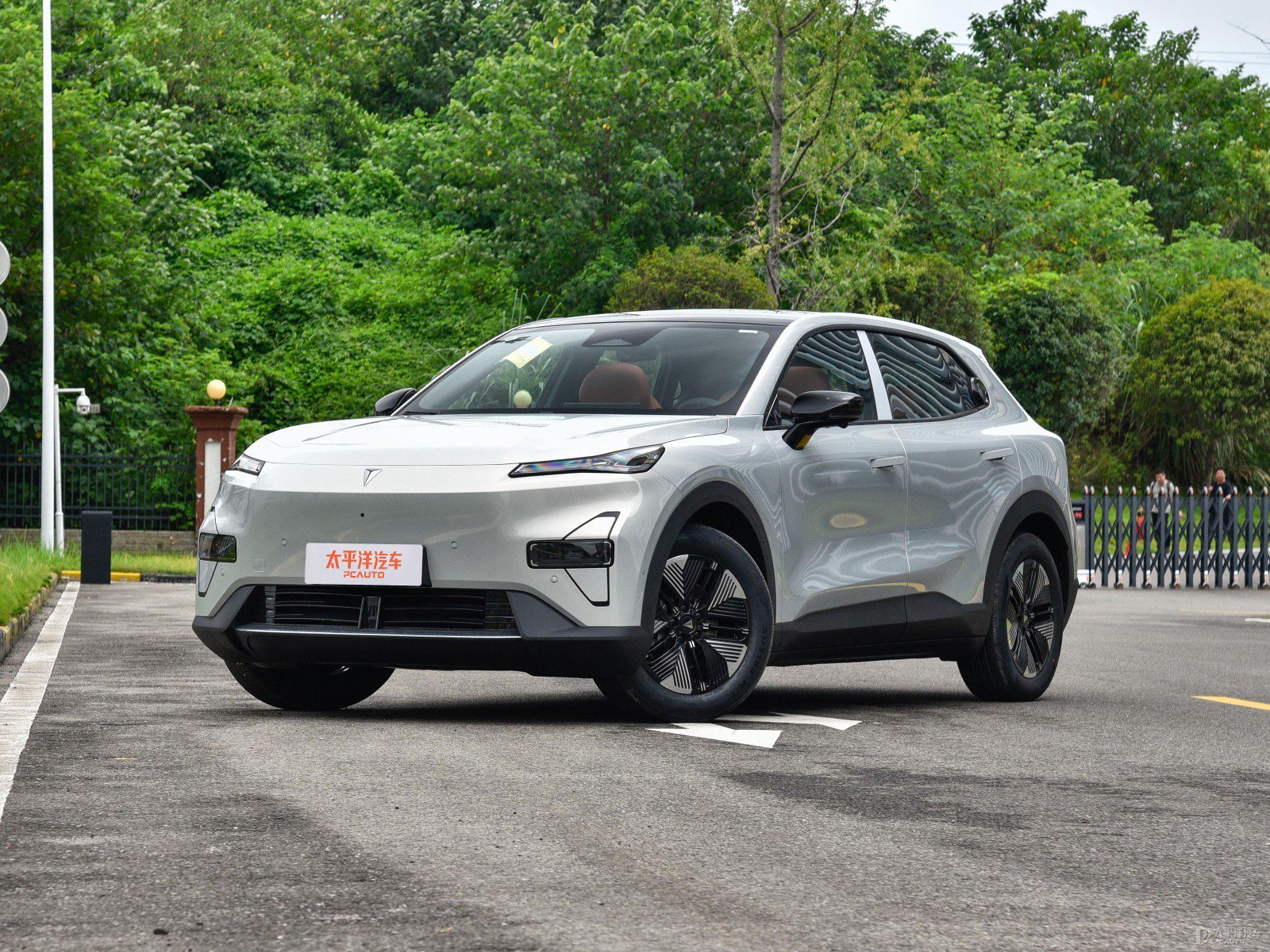 深蓝S05纯电版高速续航冬天和夏天差多少?