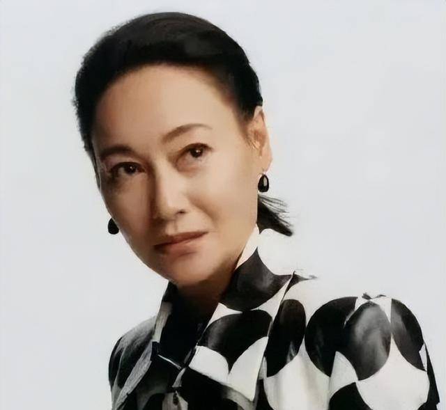 惠英红影后实力碾压，演技炸裂社交媒体热议