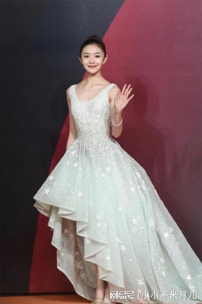 林一刘浩存剧照流出,五次公主抱抢镜,CP感十足!