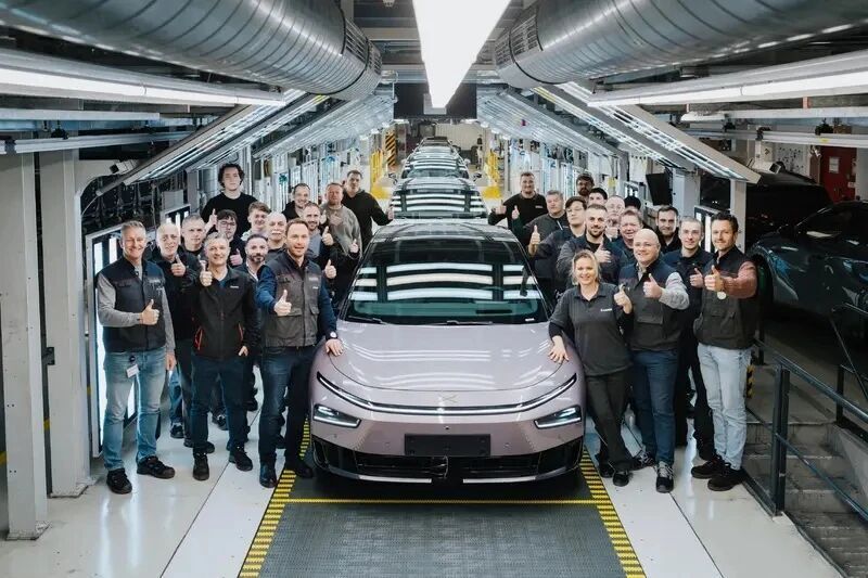 每天车闻:广汽集团与华为终端签约,蔚来第100万辆下线