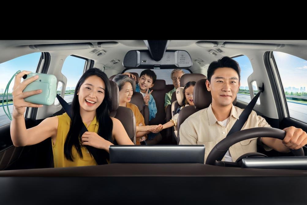 重新启用730的命名，五菱星光730内饰空间细节公布