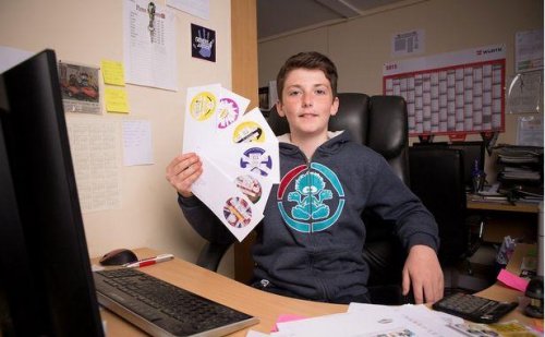 英13岁男孩成立公司卖“报税贴纸” 8周赚上万元