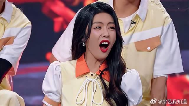 赵又廷挑战三米，直接滞空飞行踹飞板子，蔡文静都惊呆了