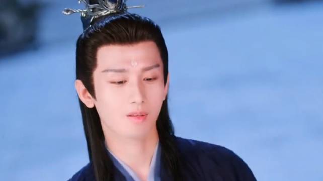 成毅凭微表情演绎角色灵魂，无声情绪输出引共鸣