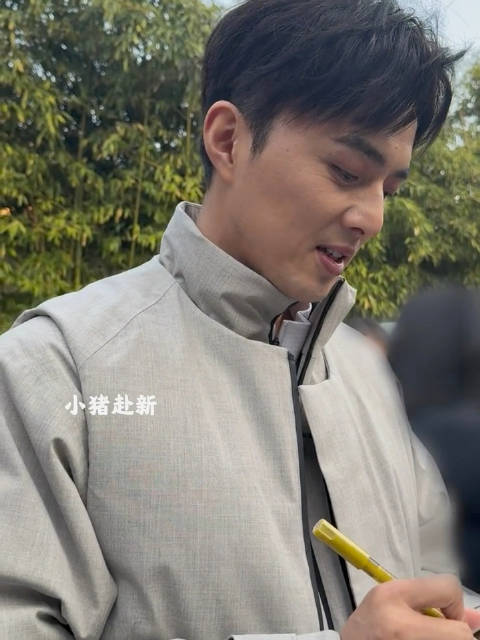 叶祖新直播遭粉丝调侃暧昧，回应我没有这么想