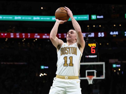 绿军击败开拓者，杰伦布朗20+8+7，普理查德23+5，格兰特19+3+2