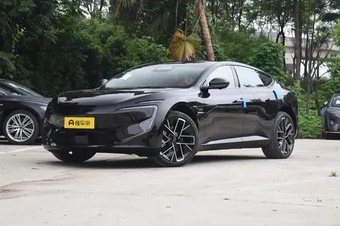 30万级中大型轿车新标杆，阿维塔12与星纪元ES深度对比