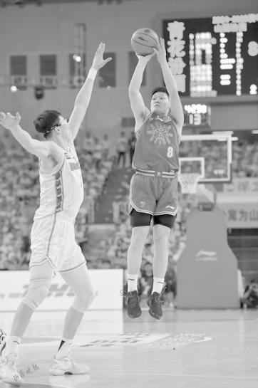 再告负！山西男篮危险了_新闻