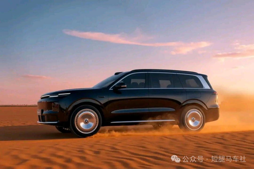 2026年还需要增程车吗?从大电池爆发到纯电围剿,答案藏在现实里