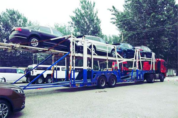 托运小汽车1500公里要多少钱