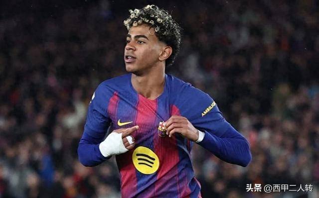 亚马尔倒钩破门，巴萨3-0大胜夺回西甲榜首