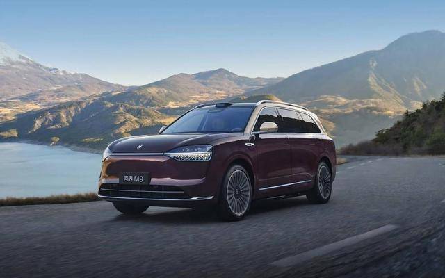 问界M9迎来OTA升级推送，涵盖30+项新升级功能