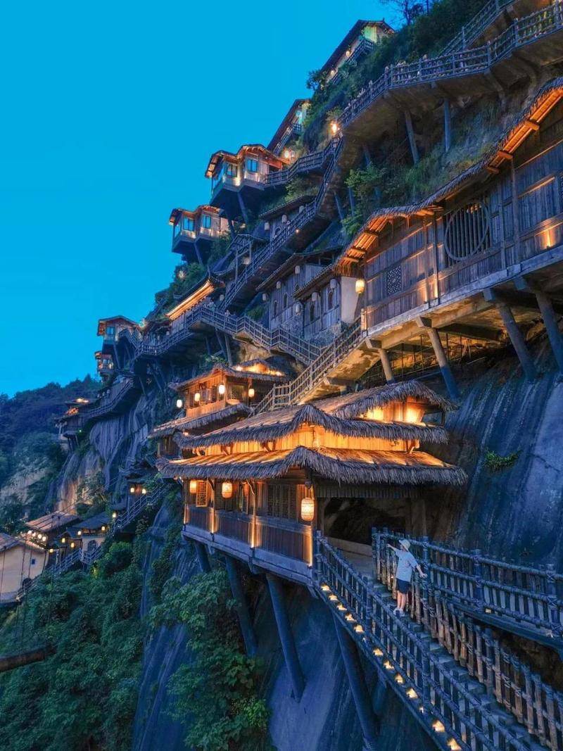 旅游美景怎么玩？选冷门景点看自然风光与人文故事